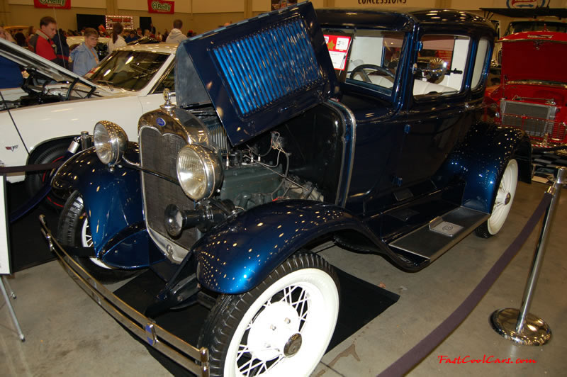 The 2009 World of Wheels Show in Chattanooga, Tennessee. On Jan. 9th,10, & 11th, Pictures by Ron Landry. Looks like the original drivetrain.