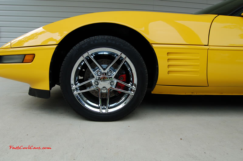 1994 Competition Yellow Chevrolet Corvette, 383 stroker LT1, 6 speed. New red painted calipers.