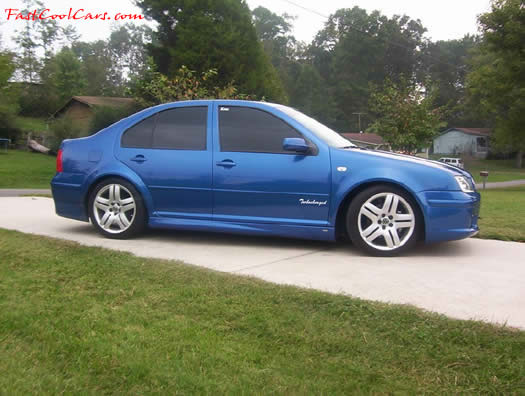 2001 VW Bora Turbo Intercooled 5 Speed right side view