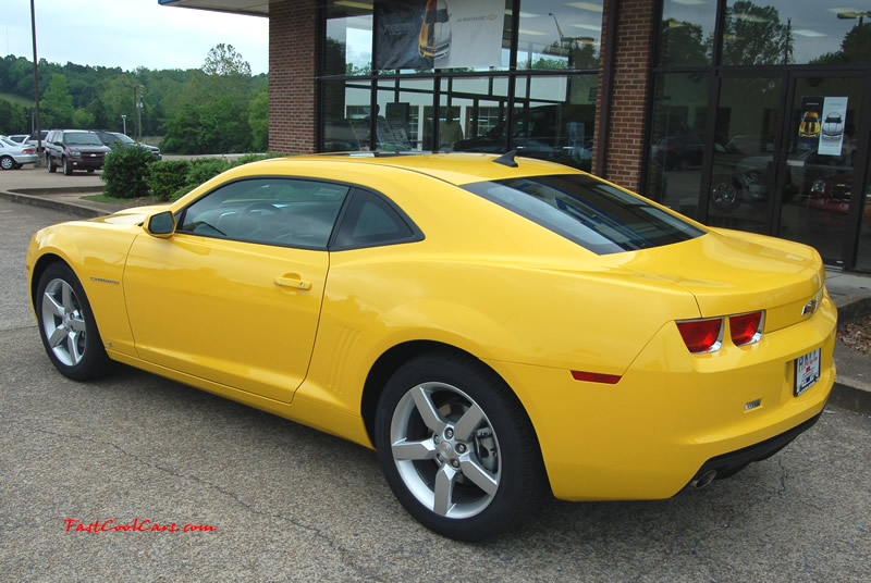 2010 Chevrolet Camaro 2LT in Yellow.