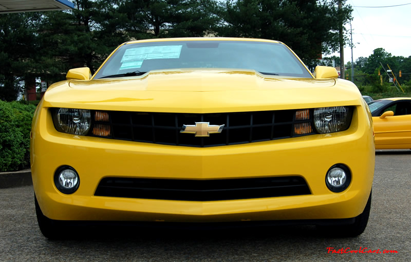 2010 Chevrolet Camaro 2LT in Yellow.