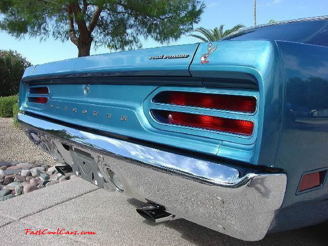 This is 1 of 75 RoadRunner Hemi hardtops made in 1970, and 1 of 59 4 speeds.