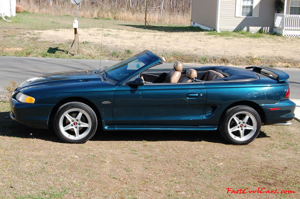 1996 Ford Mustang GT Convertible, first year for the 4.6 V8 SOHC, this one is equipped with the automatic transmission with overdrive. 