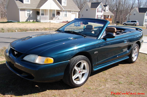 1996 Ford Mustang GT Convertible, first year for the 4.6 V8 SOHC, this one is equipped with the automatic transmission with overdrive. 