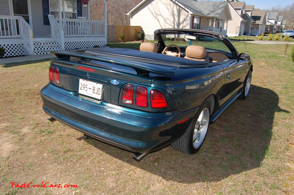 1996 Ford Mustang GT Convertible, first year for the 4.6 V8 SOHC, this one is equipped with the automatic transmission with overdrive. 