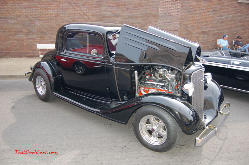 Cleveland, Tennessee Cruise In car shows and events with hot rods, muscle cars, famous cars, rare cars, wild cars, fast cars, cool cars, rat rods, supercharged cars, new whips, and much more.