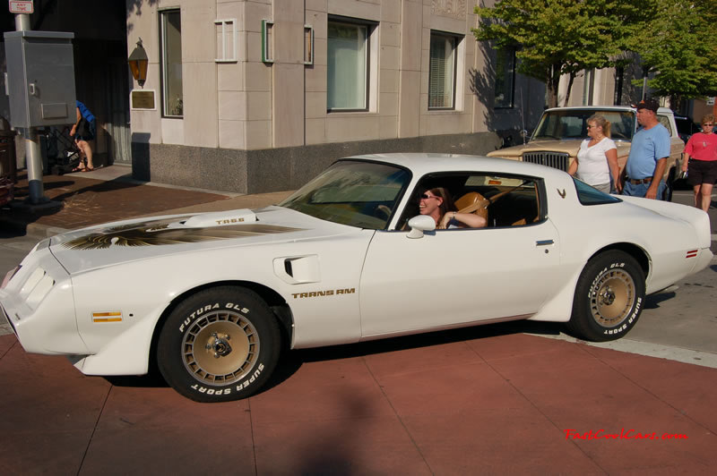 Cleveland TN monthly car shows and events with hot rods, antique cars, muscle cars, famous cars, rare cars, wild cars, fast cars, cool cars, rat rods, supercharged cars, turbo cars, motorcycles, trucks, low riders, chopped rides, new whips, old whips, and much more.