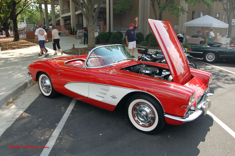 Cleveland TN monthly car shows and events with hot rods, antique cars, muscle cars, famous cars, rare cars, wild cars, fast cars, cool cars, rat rods, supercharged cars, turbo cars, motorcycles, trucks, low riders, chopped rides, new whips, old whips, and much more.