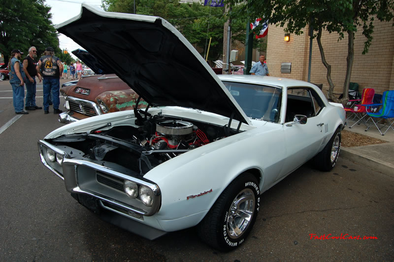 Cleveland TN monthly car shows and events with hot rods, antique cars, muscle cars, famous cars, rare cars, wild cars, fast cars, cool cars, rat rods, supercharged cars, turbo cars, motorcycles, trucks, low riders, chopped rides, new whips, old whips, and much more.