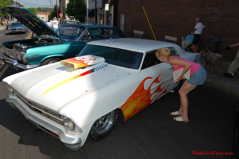 Cleveland TN monthly car shows and events with hot rods, antique cars, muscle cars, famous cars, rare cars, wild cars, fast cars, cool cars, rat rods, supercharged cars, turbo cars, motorcycles, trucks, low riders, chopped rides, new whips, old whips, and much more.