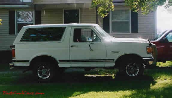 1990 Ford Bronco XLT 4X4 - For Sale - $4000, OBO.