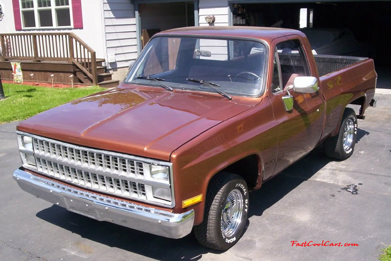 1982 Chevy C 10 Short Box Pick Up Truck. 350 Motor