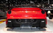 The Ferrari 599XX, on the other hand, is aimed at owners that want to experience Prancing Horse driving pleasure at its purest - in fact, Ferrari will be organizing a program of dedicated track events for it in 2010/2011.