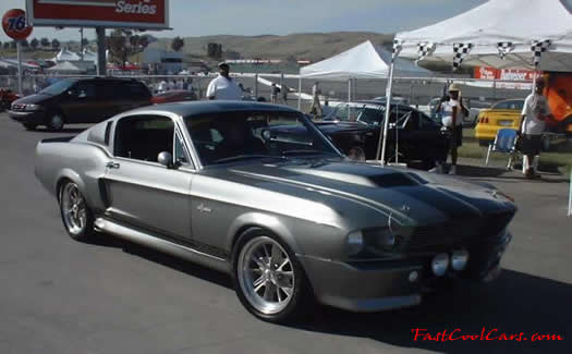 1967 Ford Shelby GT500 Front right side angle view