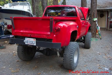 1986 Toyota pickup - The truck has a Pro-comp lift and 4:88 gears