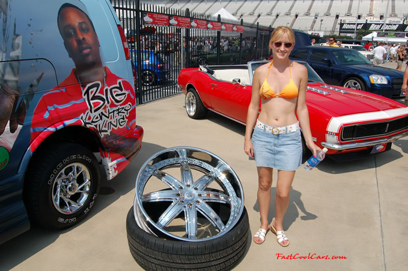 Pimped out ride, Pimp my ride with a huge 30 inch chrome wheel and a beautiful Heather L.
