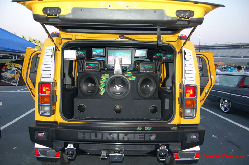 Pimped out ride Pimp my ride with custom Yellow paint on this Hummer with