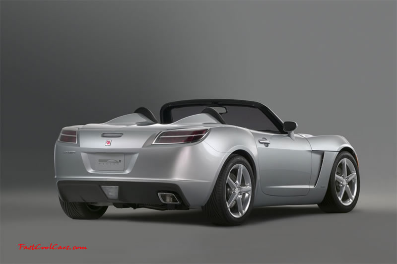 A Red Line model of the Sky was introduced on April 11, 2006 at the New York Auto Show. It uses the same 260 hp (194 kW) turbocharged Ecotec engine as the Solstice GXP, as well as the same standard 5-speed Aisin manual transmission. An automatic transmission is optional.