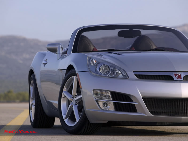 A Red Line model of the Sky was introduced on April 11, 2006 at the New York Auto Show. It uses the same 260 hp (194 kW) turbocharged Ecotec engine as the Solstice GXP, as well as the same standard 5-speed Aisin manual transmission. An automatic transmission is optional.