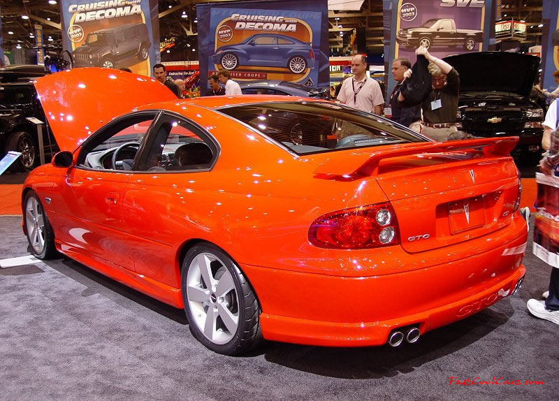 2003 Pontiac GTO customized, check out the engine on page 12 wallpaper