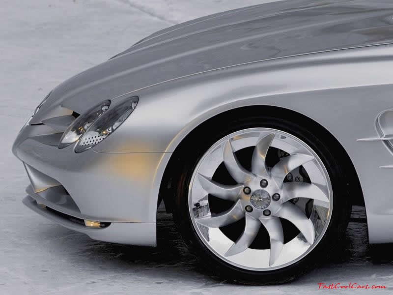 Mercedes Benz SLR close up of wheel and tire