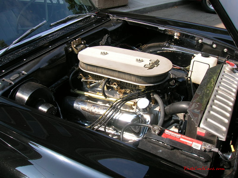 Cleveland, Tennessee Cruise-in August 28, 2005 - 427 dual quad big block Killer Engine