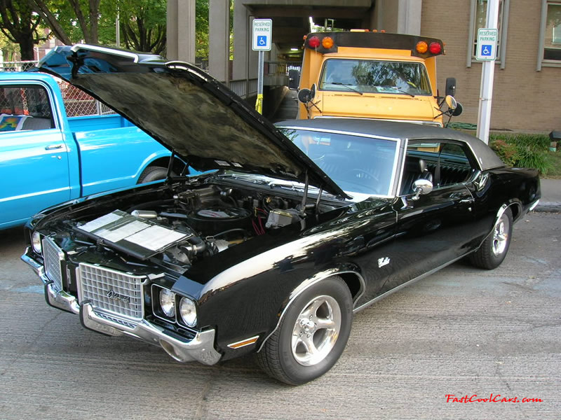 Cleveland, Tennessee Cruise-in August 28, 2005 - Oldsmobile Cutlass
