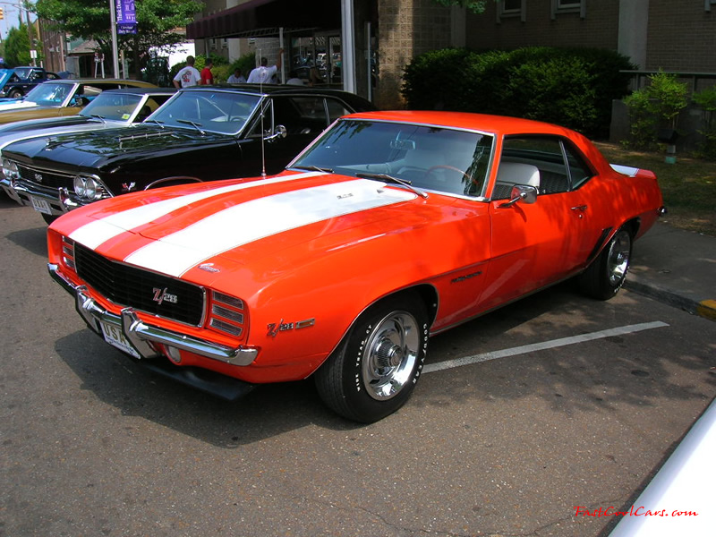 Cleveland, Tennessee Cruise-in August 28, 2005 - Chevrolet Camaro Z28