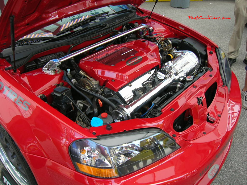 Nopi Nationals - Motorsports Supershow 2005, slick looking engine compartment.