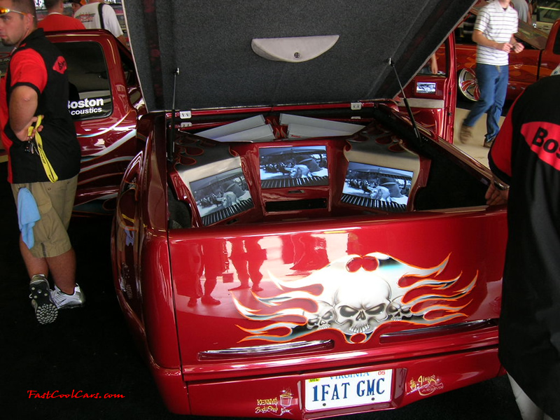 Nopi Nationals - Motorsports Supershow 2005, many monitors in the bed of this truck, lowrider.