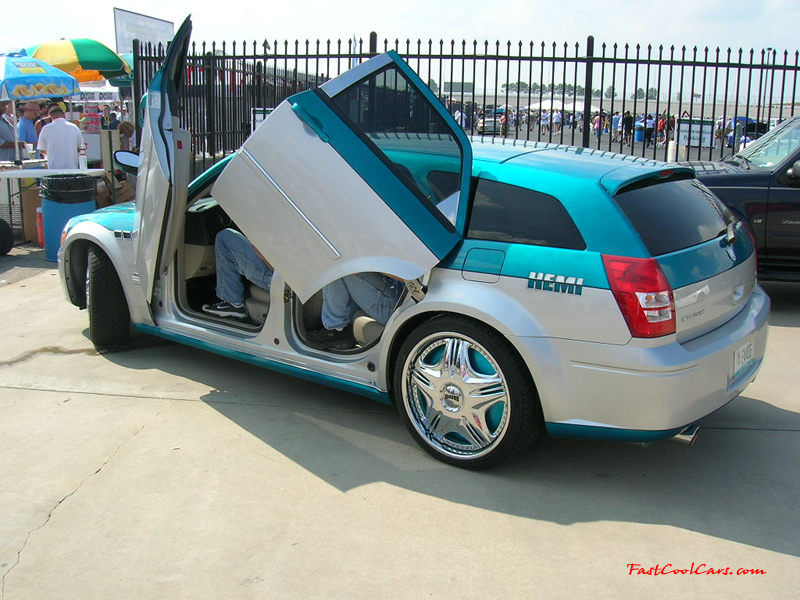 Nopi Nationals - Motorsports Supershow 2005, Dodge Magnum with dual gull wing doors, lowrider with chrome wheels.