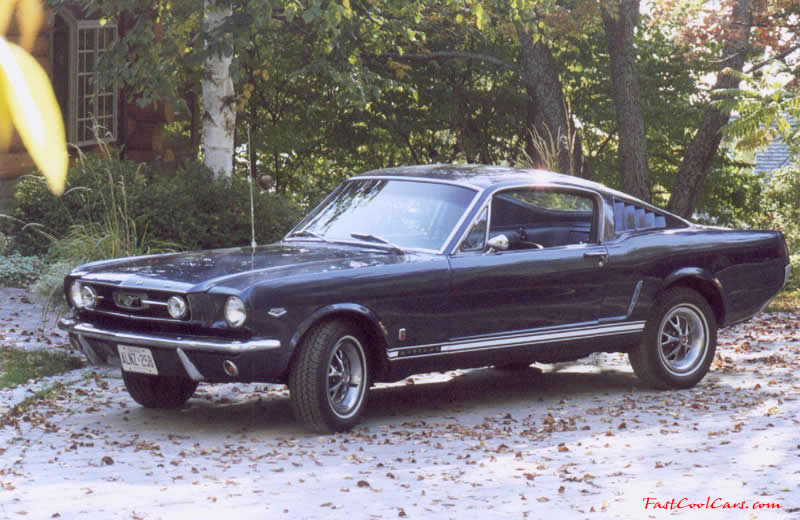 1966 Ford Musatng 2+2 Fastback front angle view