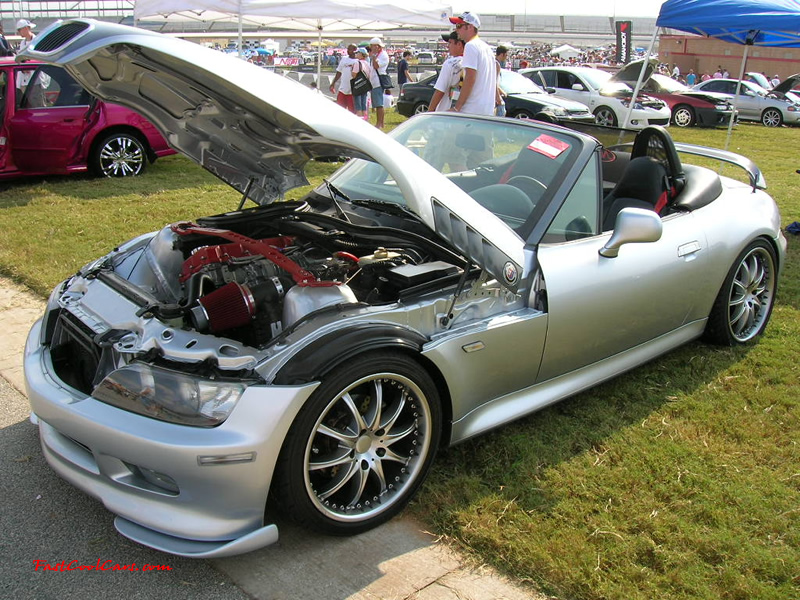 Nopi Nationals - Motorsports Supershow 2005, classy sports car.