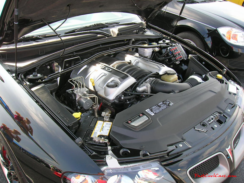 Nopi Nationals - Motorsports Supershow 2005, Pontiac GTO engine bay with LS1 V-8, 400 horsepower.
