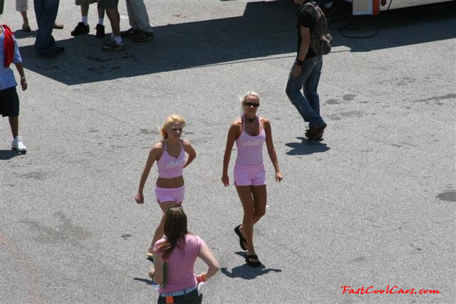 Nopi Nationals - Motorsports Supershow 2005 - ladies in pink