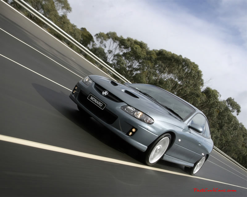 I think this is called a monaro, possibly a foreign Pontiac GTO