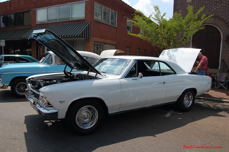 Cleveland, Tennessee - Cruise in, car show, 05-27-06  Fast Cool Cars - white 2 door muscle car