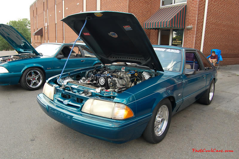 Cleveland, Tennessee - Cruise in, car show, 05-27-06  Fast Cool Cars - Skinny's on the front