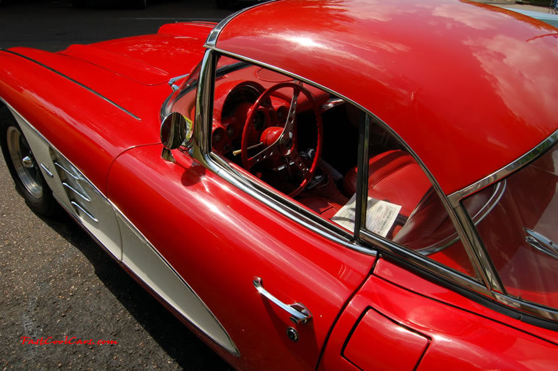 Cleveland, Tennessee - Cruise in, car show, 05-27-06  Fast Cool Cars - Classic cool Corvette