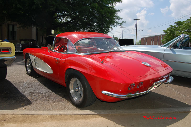 Cleveland, Tennessee - Cruise in, car show, 05-27-06  Fast Cool Cars - Early generation Corvette