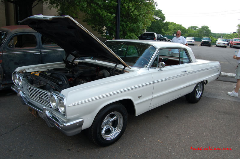 Cleveland, Tennessee - Cruise in, car show, 05-27-06  Fast Cool Cars - Muscle car