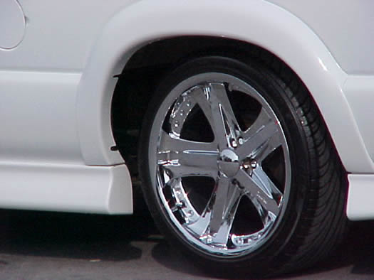 1999 Chevy Extreme S10 with a chrome set of 18 inch Ultras