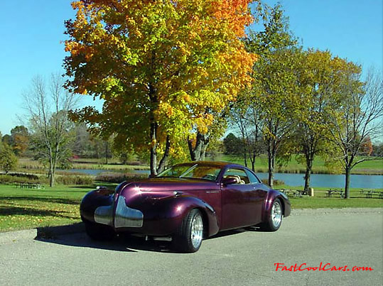 2000 Buick Blackhawk was designed and built for General Motors to emphasize Buick's heritage