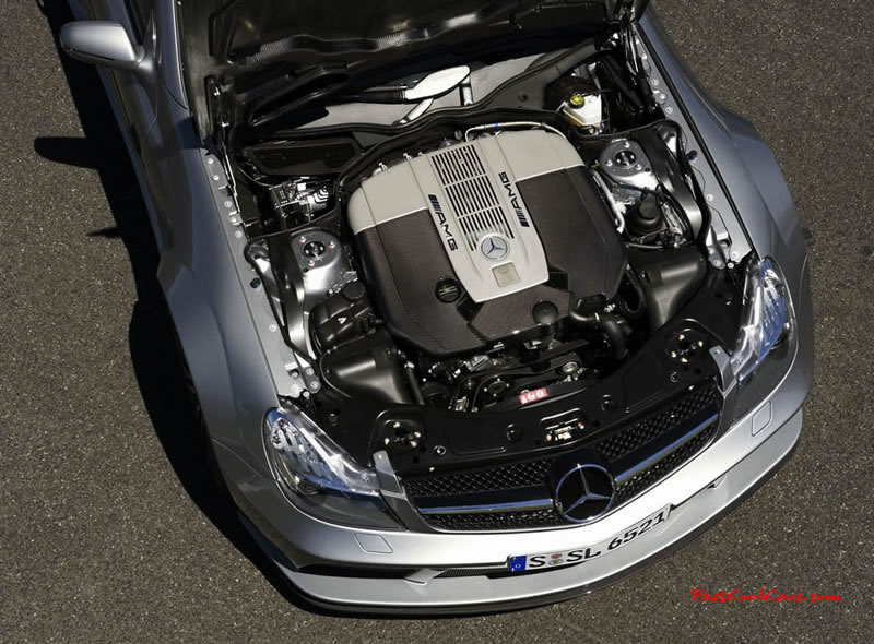 The new Mercedes SL65 AMG supercar comes with a twin-turbocharged 6.0-liter V12 developing 661hp (493kW) at 5,400 rpm and a heady 738 lb-ft (1,000Nm) of torque. This is 20hp (15kW) up on Mercedes� own SLR McLaren 722 edition supercar.