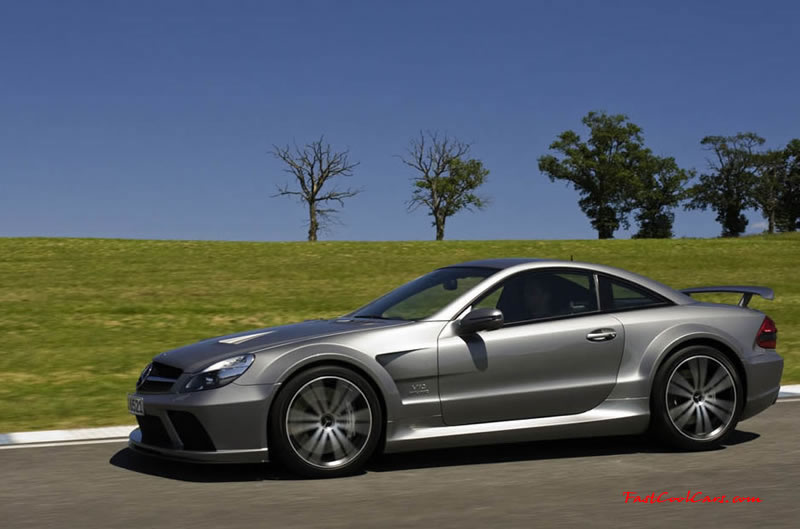 The new Mercedes SL65 AMG supercar comes with a twin-turbocharged 6.0-liter V12 developing 661hp (493kW) at 5,400 rpm and a heady 738 lb-ft (1,000Nm) of torque. This is 20hp (15kW) up on Mercedes� own SLR McLaren 722 edition supercar.