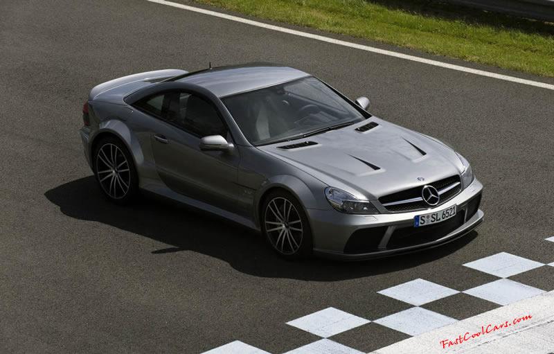 The new Mercedes SL65 AMG supercar comes with a twin-turbocharged 6.0-liter V12 developing 661hp (493kW) at 5,400 rpm and a heady 738 lb-ft (1,000Nm) of torque. This is 20hp (15kW) up on Mercedes� own SLR McLaren 722 edition supercar.