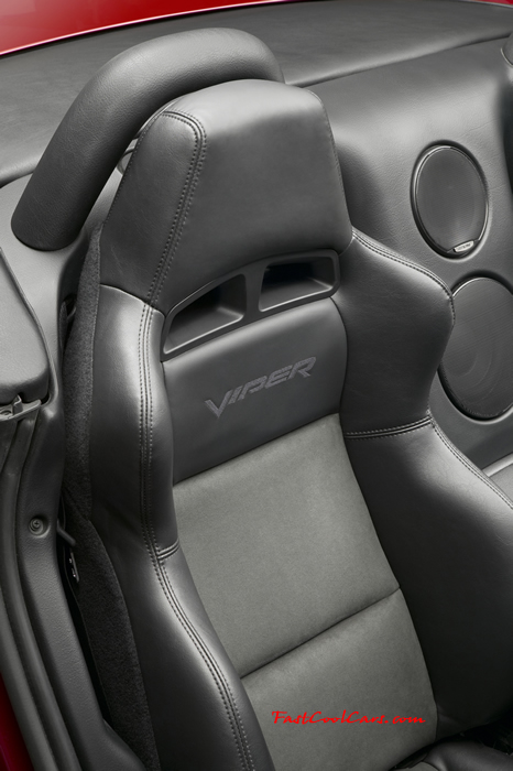 2008 Dodge Viper SRT10 One Fast Cool Car