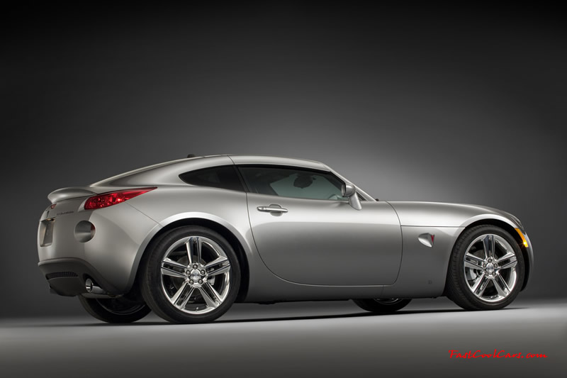 The new hardtop is based on the original Solstice coupe concept 
