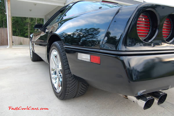 1990 Chevrolet Corvette - 6 Speed, Borla exhaust, C6 Z06 Chrome Wheels, slotted and drilled rotors.