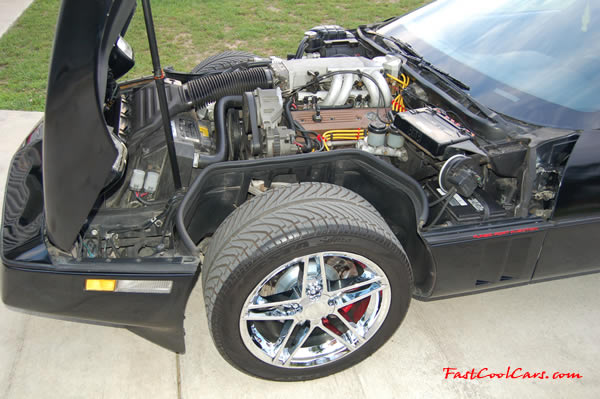 1990 Chevrolet Corvette - 6 Speed, Borla exhaust, C6 Z06 Chrome Wheels, slotted and drilled rotors.